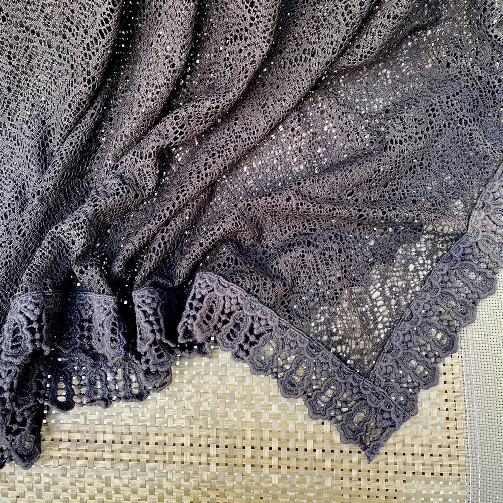 NWOT Beachwear Lace Cover Up - Picture 2 of 2